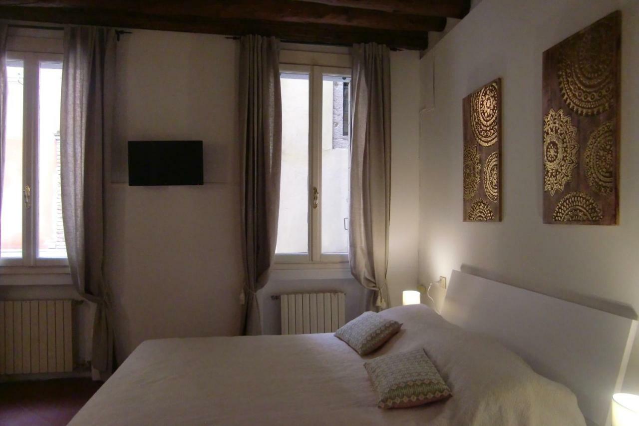 Ca' Del Cortile Apartament *